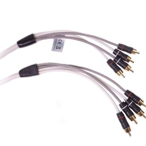 Fusion Elec Audio/ Video Cable, Performance, 4 Channels, 6 Feet Length, Black/ White, With Gold Plated Connectors – 010-12618-00