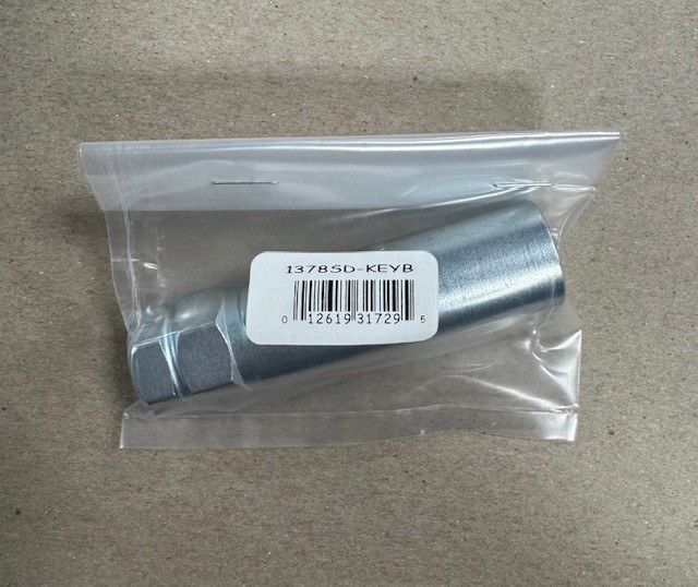 Gorilla Automotive Lug Nut Socket, Small Diameter Spline Drive Lug Socket, 0.90 Inch Lug Diameter for Duplex Lugs, 6 Spline – 1378SD-KEYB