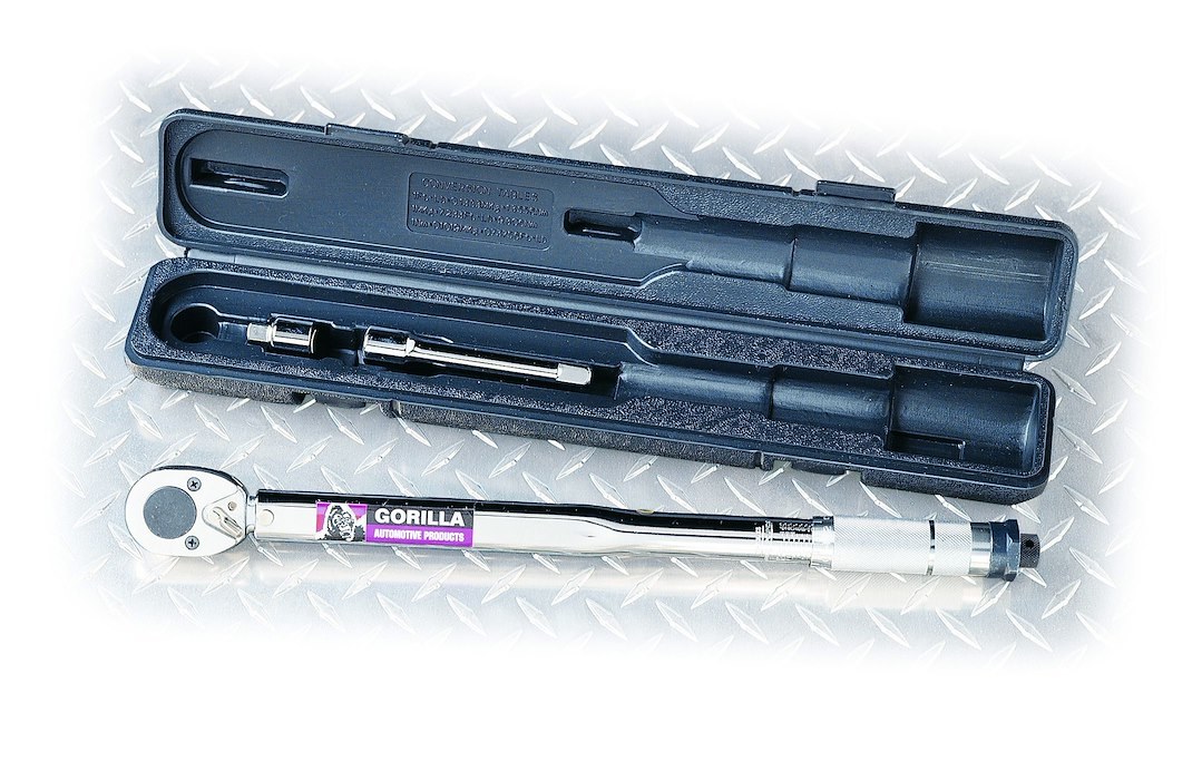 Gorilla Automotive Torque Wrench, Adjustable Torque Wrench, 1/2 Inch Drive, Chrome Plated, Steel, With Plastic Case – TW605