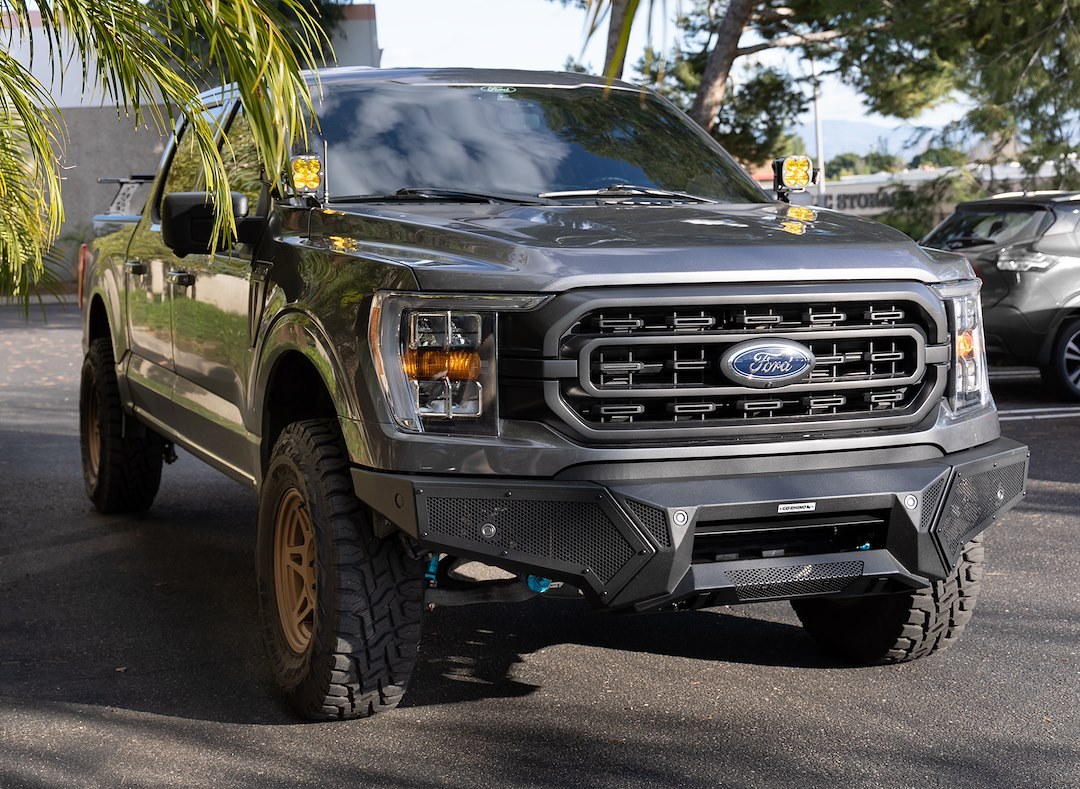 Go Rhino Bumper, Element, One Piece Design, Mounting Hardware Included, Without Grille Guard, Without Winch Mount – 343981T
