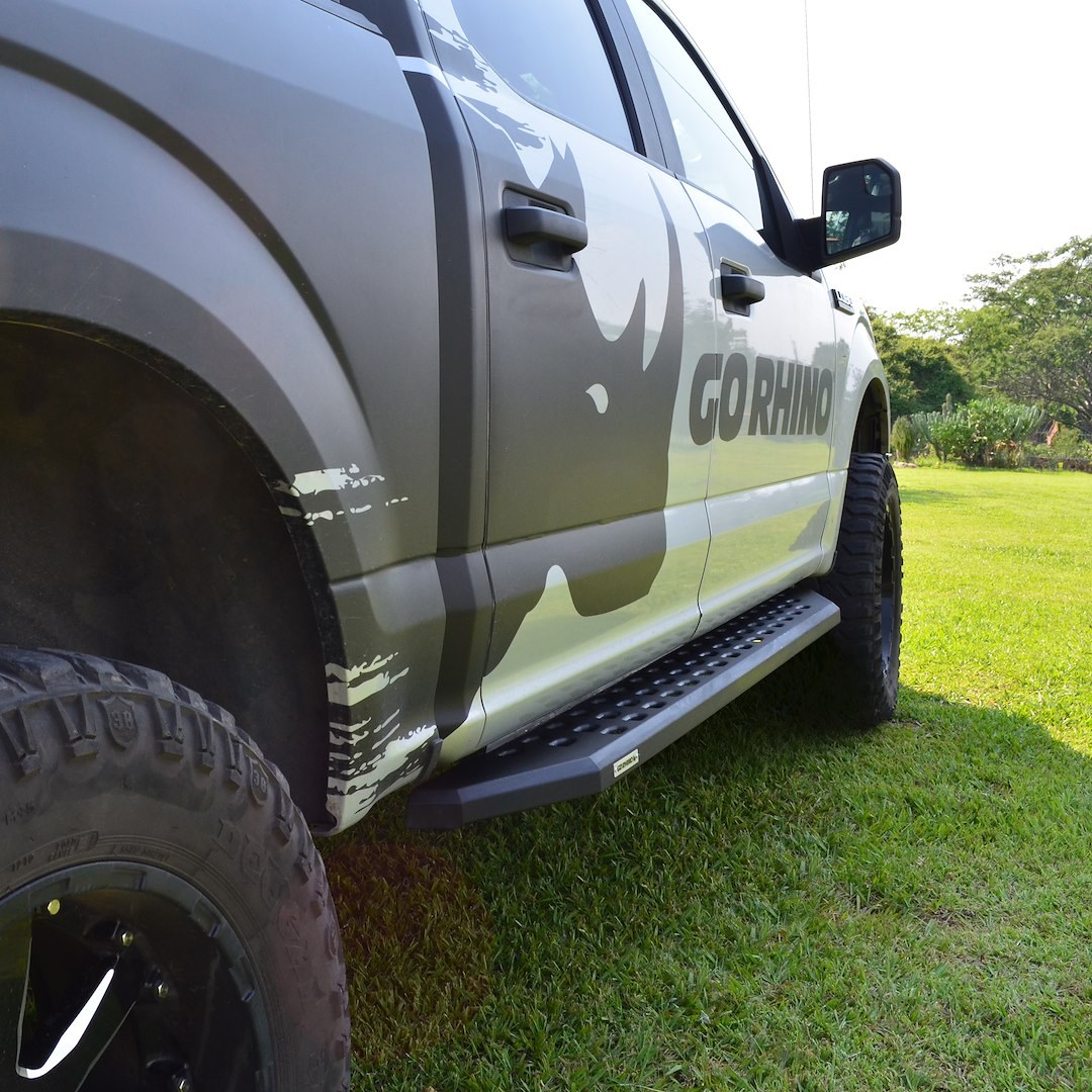 Go Rhino Running Board, RB20, Textured Powder Coated, Black Galvanized Steel, Unlighted, Rocker Panel Mount – 69417680PC