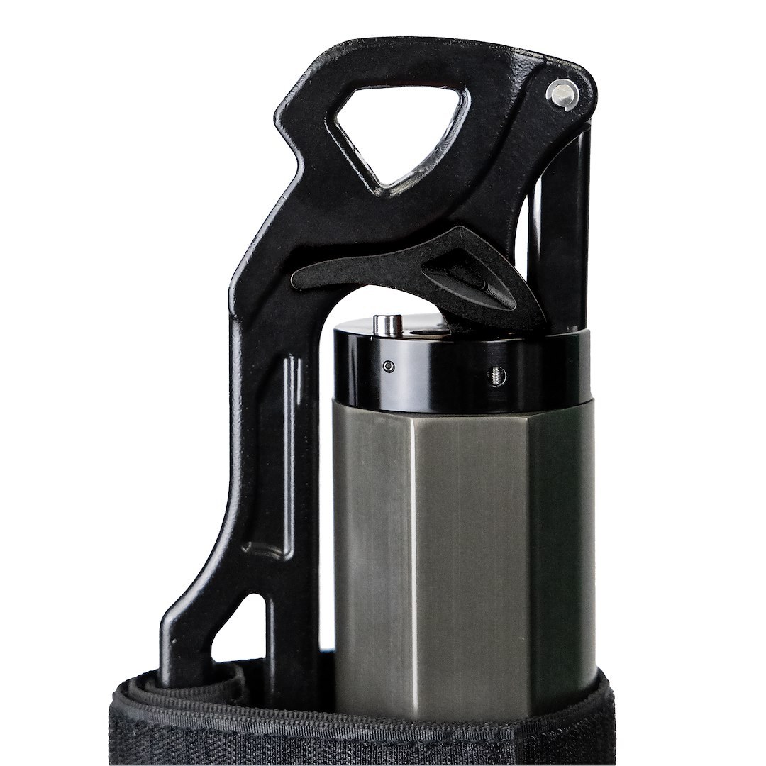 Go Rhino Jack, El Gato, High Lift, Hydraulic, 4,400 Pound Capacity, 27-1/2 Inch to 48-1/2 Inch Lifting Range, Anodized, Black, Aluminum – XG-RJ50010B