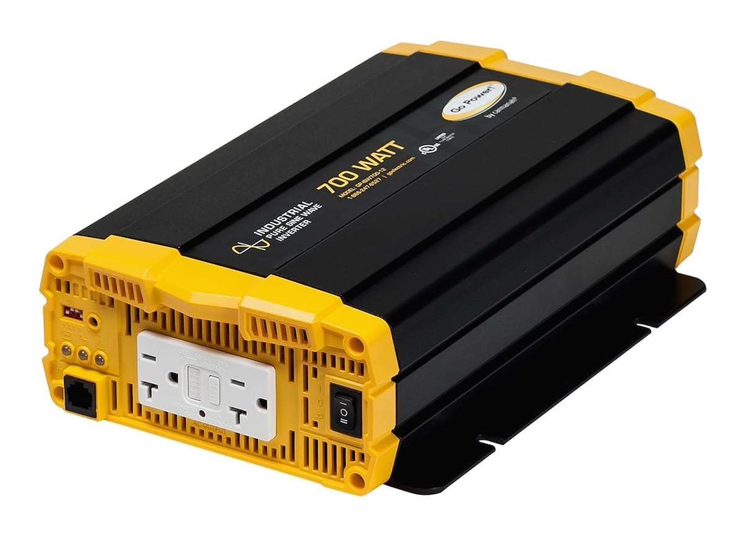 Go Power Power Inverter, Inverts 10.5 to 16.5 Volt DC to 100 to 120 Volt AC, Pure Sine Wave Inverter – GP-ISW700-12