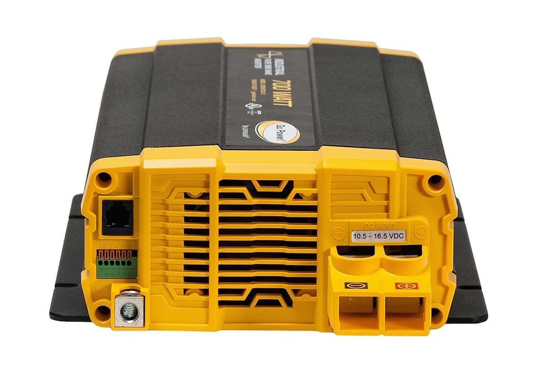 Go Power Power Inverter, Inverts 10.5 to 16.5 Volt DC to 100 to 120 Volt AC, Pure Sine Wave Inverter – GP-ISW700-12