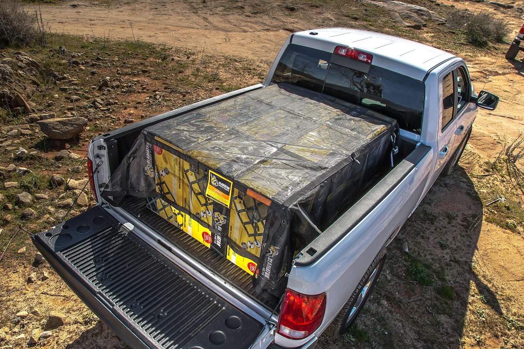 Gladiator Ca Exterior Cargo Net, Mounts to Truck Bed, Small – 4.75 Foot Width X 6 Foot Length, Heavy-Duty Rip-Stop Mesh – SMT-100