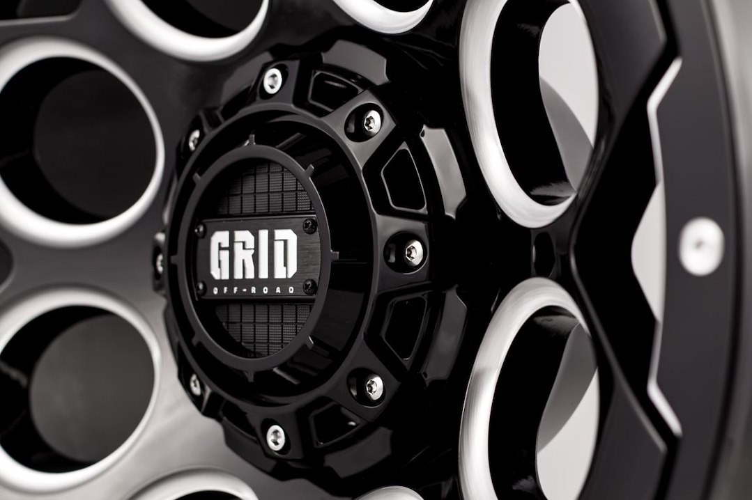 Grid Off-Road Wheel, GD08, 18 Inch Diameter X 9 Inch Width, 5 X 127 Millimeter/ 5 X 5.00 Inch Bolt Pattern – GD0818090527M278