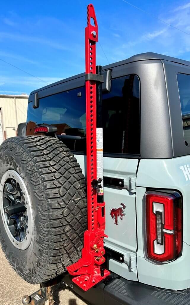 Hi-Lift Jack Jack Mount, Mounts to Tailgate, Black, 6061-T6 Aluminum – BM-500