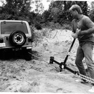 Hi-Lift Jack Winch Rigging Kit, With 1 Winch Tensioner/ 1 Eight Feet Tree Saver Strap/ 1 Pair Hi-Lift Gloves/ D-Ring Shackle/ Gear Bag – ORK