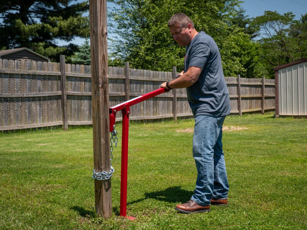 Hi-Lift Jack Post Puller, Post Popper®, 1-1/2 Inch Square Tubing Construction, 39 Inch Height, 21 Pound Weight, Gloss Enamel, Red – PP-300