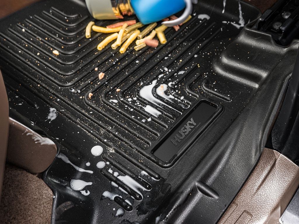 Husky Liners Floor Liner, Weatherbeater™, Black, Molded Fit, Raised Ridge, Tpo (thermoplastic Olefin), 1 Piece – 12831