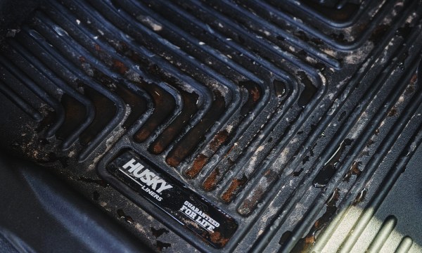 Husky Liners Floor Liner, Weatherbeater™, Black, Molded Fit, Raised Ridge, Tpo (thermoplastic Olefin), 1 Piece – 18051