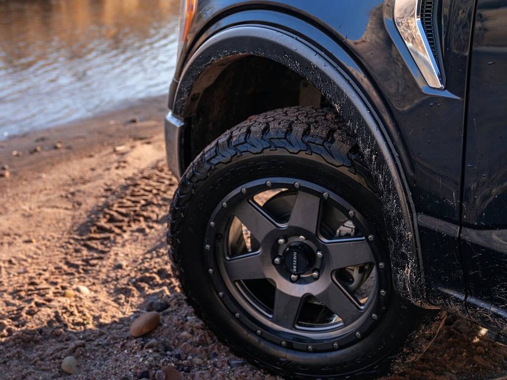 Husky Liners Fender Flare, Low Profile OE Style, Black, ABS Thermoplastic, Set of 4 – 2802944