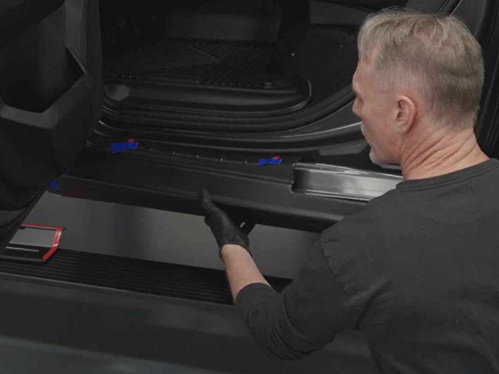 Husky Liners Rocker Panel Guard, Trail Armor ®, Flat, Matte Black, Tpo (thermoplastic Olefin) – 2874064