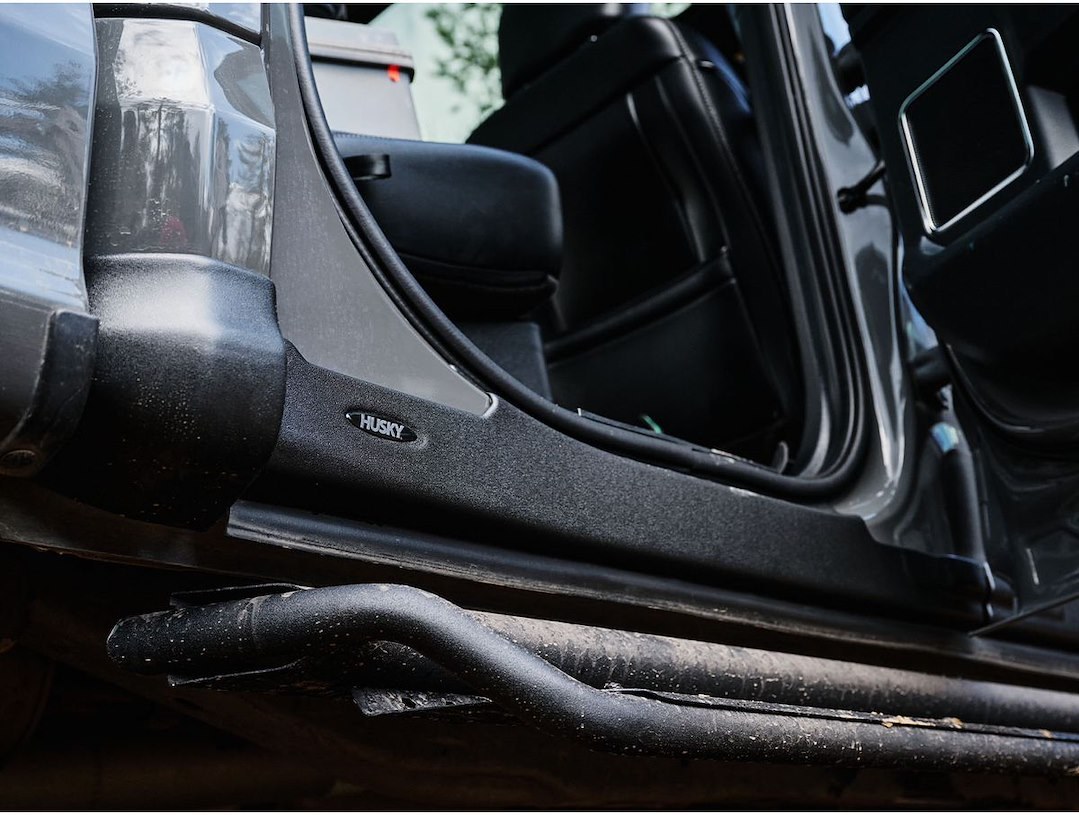 Husky Liners Rocker Panel Guard, Trail Armor ®, Flat, Matte Black, Tpo (thermopolyolefin) – 2874071