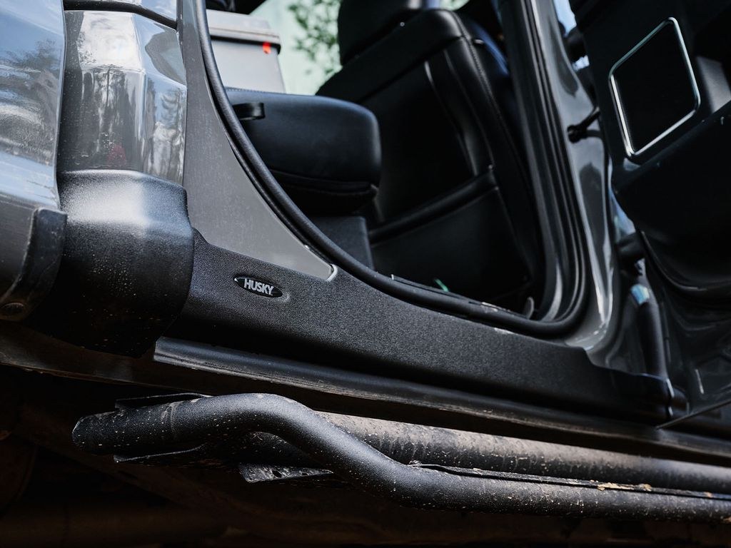 Husky Liners Rocker Panel Guard, Trail Armor ®, Flat, Matte Black, Tpo (thermopolyolefin) – 2874079