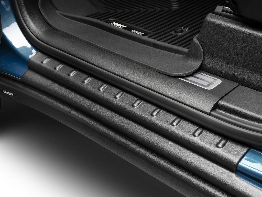 Husky Liners Rocker Panel Guard, Trail Armor ®, Flat, Matte Black, Tpo (thermoplastic Olefin), With Side Panels/ Sill Plate Cover – 2874141