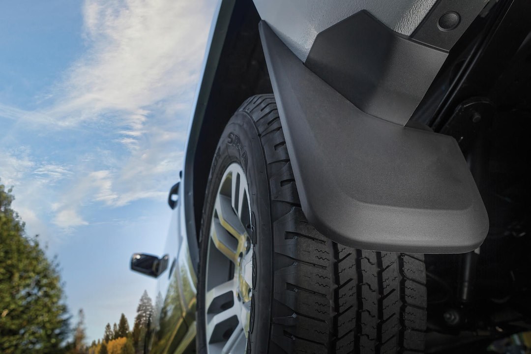 Husky Liners Mud Flap, Custom Mud Guards™, Direct-Fit, Set of 2, Contoured, Without Logo, Black, Thermoplastic, Screw on – 59481