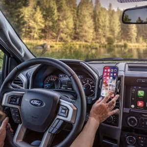 Husky Liners Cell Phone Mount, Universal, Adjustable and 360 Degree Rotatable, Claw Mount, Black, Mounts to Almost All Non-Circular Vents – 87000
