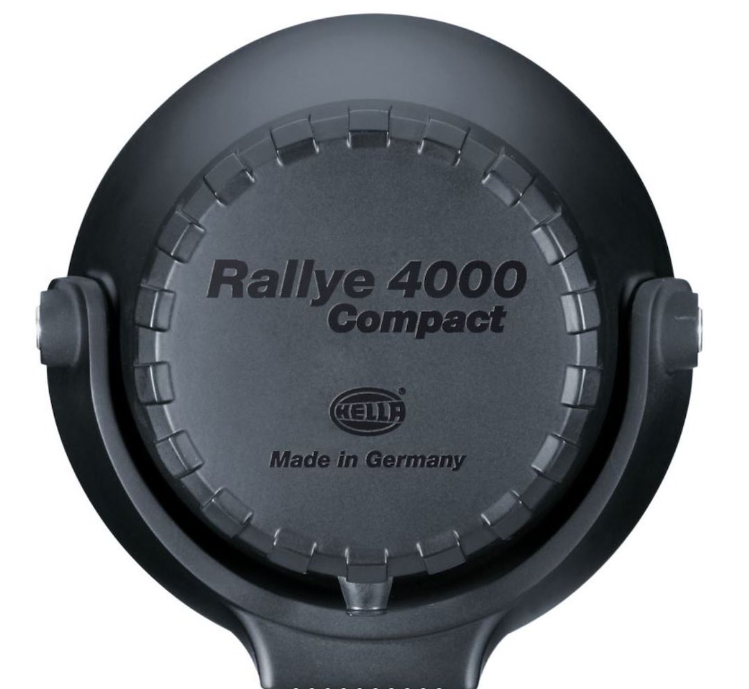 Hella Driving/ Fog Light, Rallye 4000, Xenon Bulb, D1S Xenon Clear Bulb, 6.6 Inch Round, Driving Beam, Clear Lens, Black Housing – 009094331