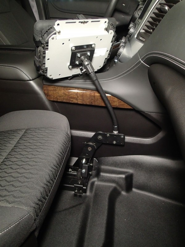 Havis Computer Keyboard Mount, Compatible with 1.20 Inch X 1-1/2 Inch Amps Hole Pattern, Mounted Using Ball Mount – PKG-FAM-113