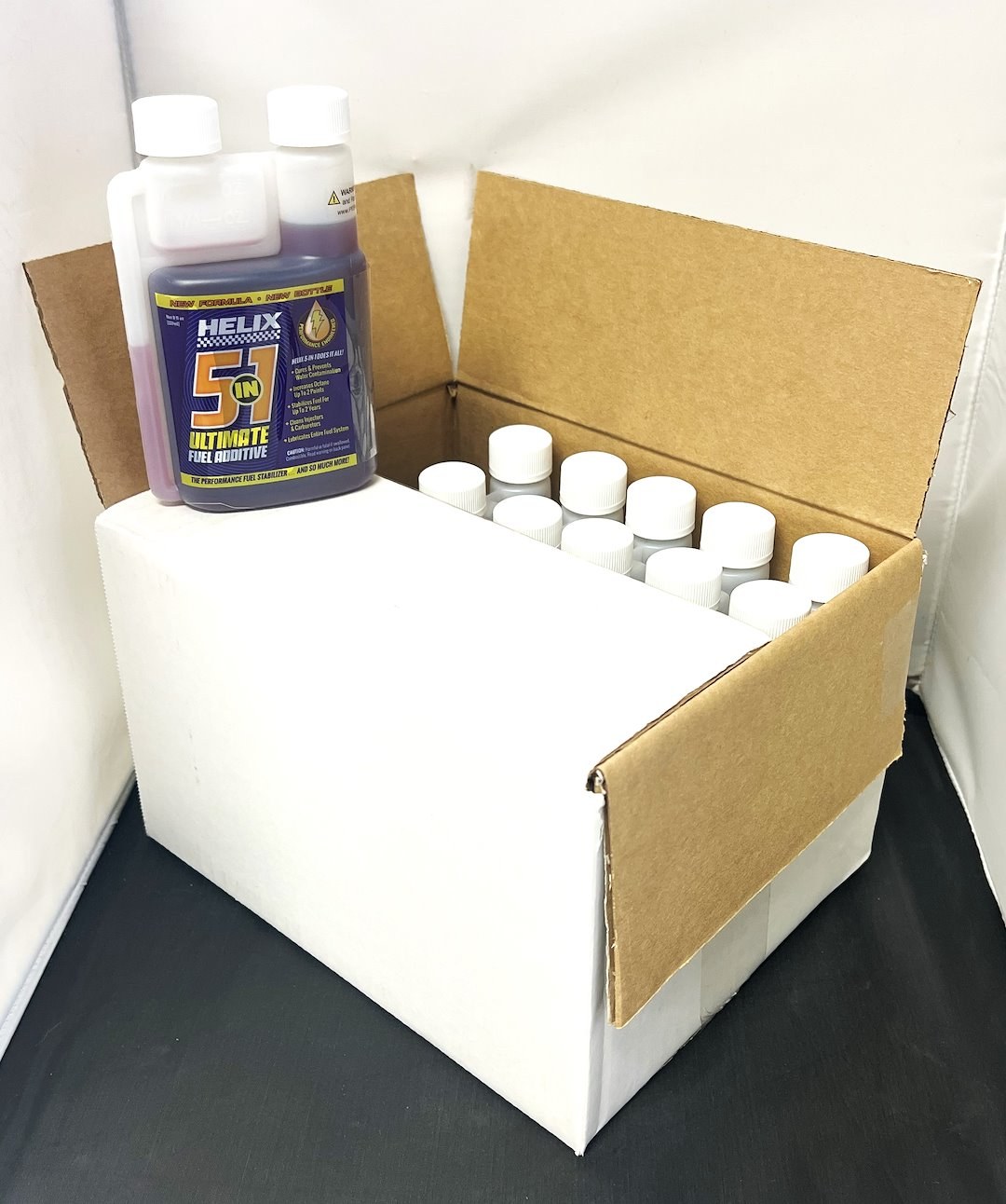 Helix Racing Products Fuel Additive, 5-IN-1 Ultimate, Fuel System Cleaner, For Diesel and Gasoline, Treats Up to 16 Gallons of Fuel – 911-1212-C