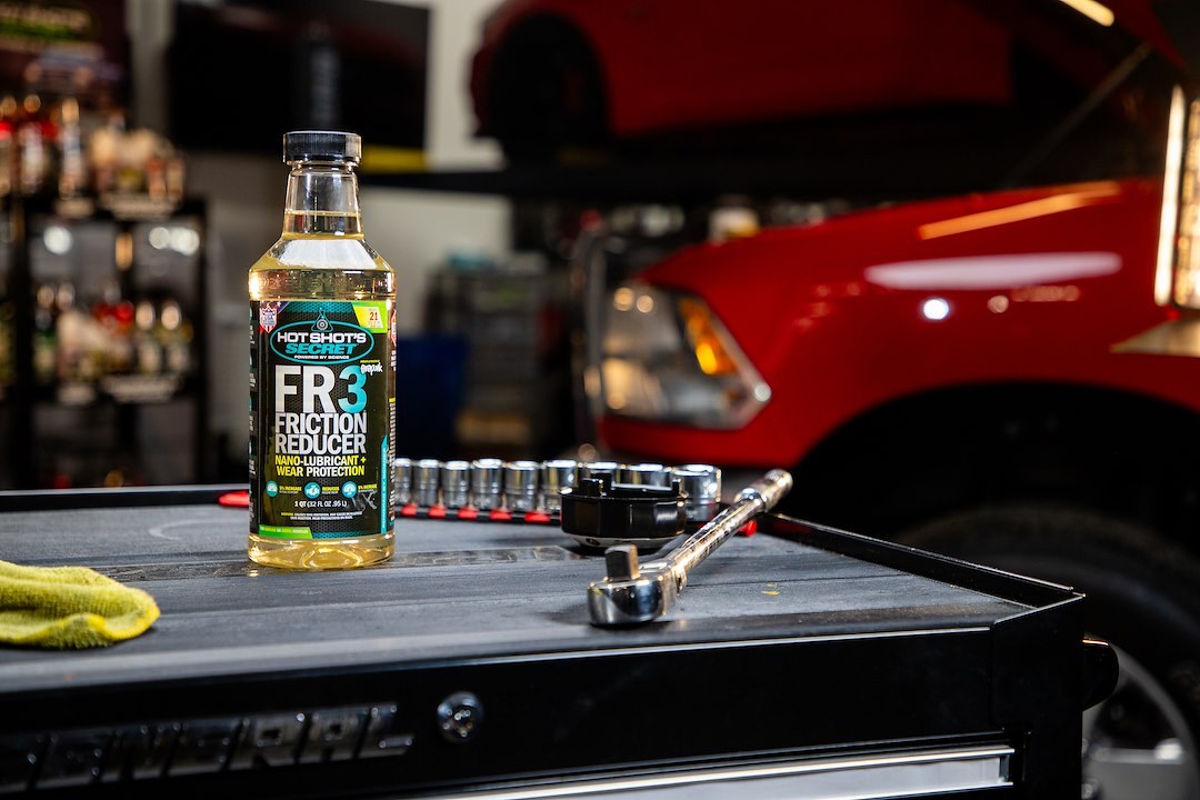 Hot Shots Oil Additive, FR3, Use to Reduce the Friction IN Engine – HSSFR332Z