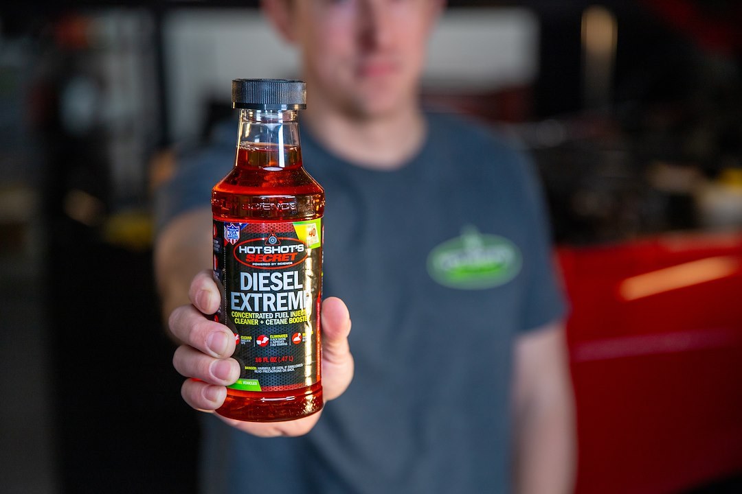 Hot Shots Fuel System Cleaner, Diesel Extreme, Used to Remove All Internal Diesel Injector Deposits and Boost Cetane by 5 to 6 Points – P040416Z