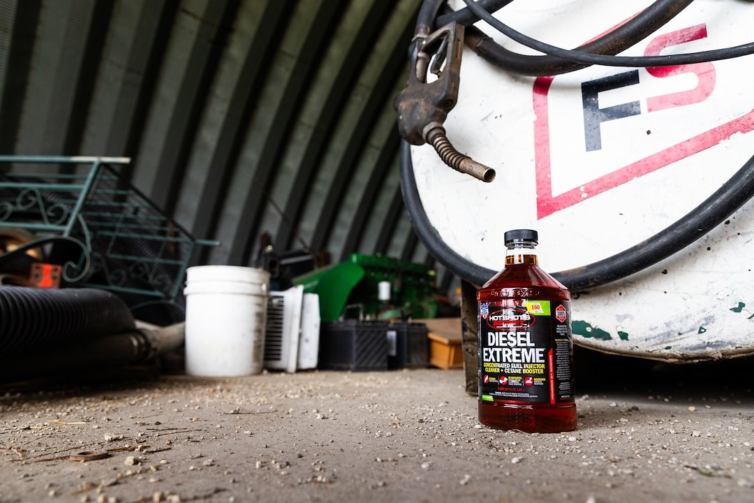 Hot Shots Fuel System Cleaner, Diesel Extreme, Used to Remove All Internal Diesel Injector Deposits and Boost Cetane by 5 to 6 Points – P040464Z