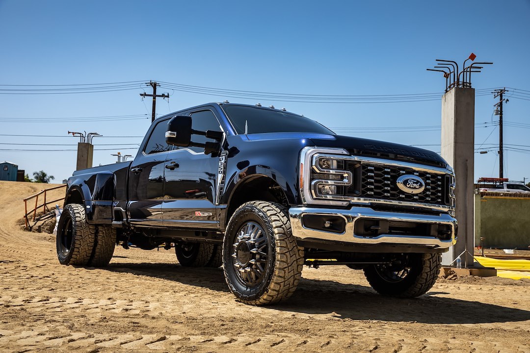 ICON Vehicle Dynamics Leveling Kit Suspension, Stage 3, 2-1/2 Inch Lift, Coil Spring – K62563R