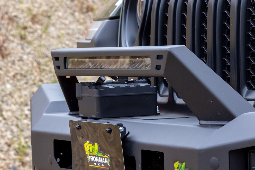 Ironman 4×4 Bumper, Raid ®, One Piece Design, Mounting Hardware Included, With Grille Guard, With Winch Mount – BBR077JLKS1-B80BFA