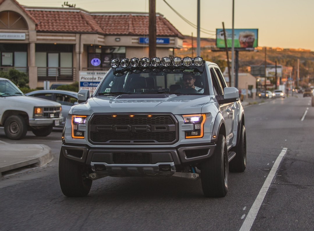 Kc Hilite Light Bar, Gravity ® PRO6, LED, 57 Inch Length, 9 Clear Bulb, 180 Watt/ 14.67 Amp Draw, Combo Beam, 23009 Raw Lumens, Clear Lens – 91333