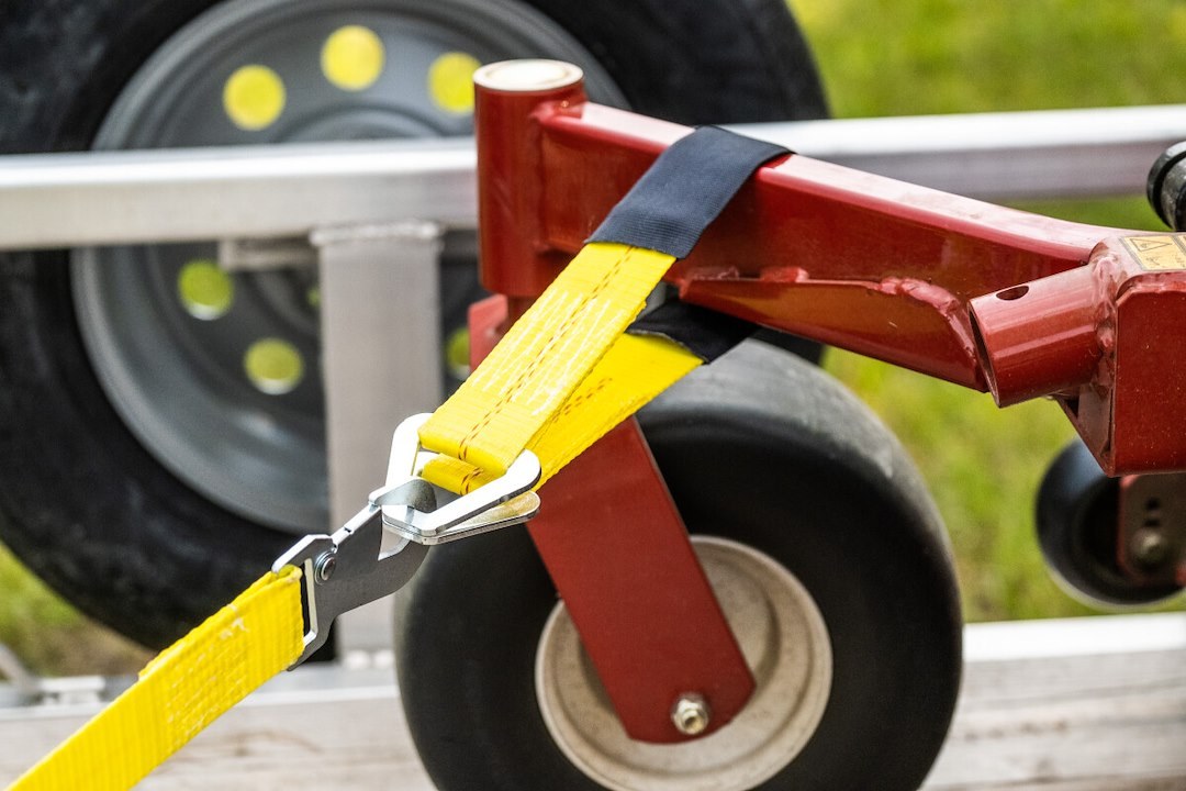 Hampton Prod Axle Strap, 24 Inch Length X 2 Inch Width, 3333 Pound Load Capacity, 10000 Pound Break Strength, Yellow – 04226