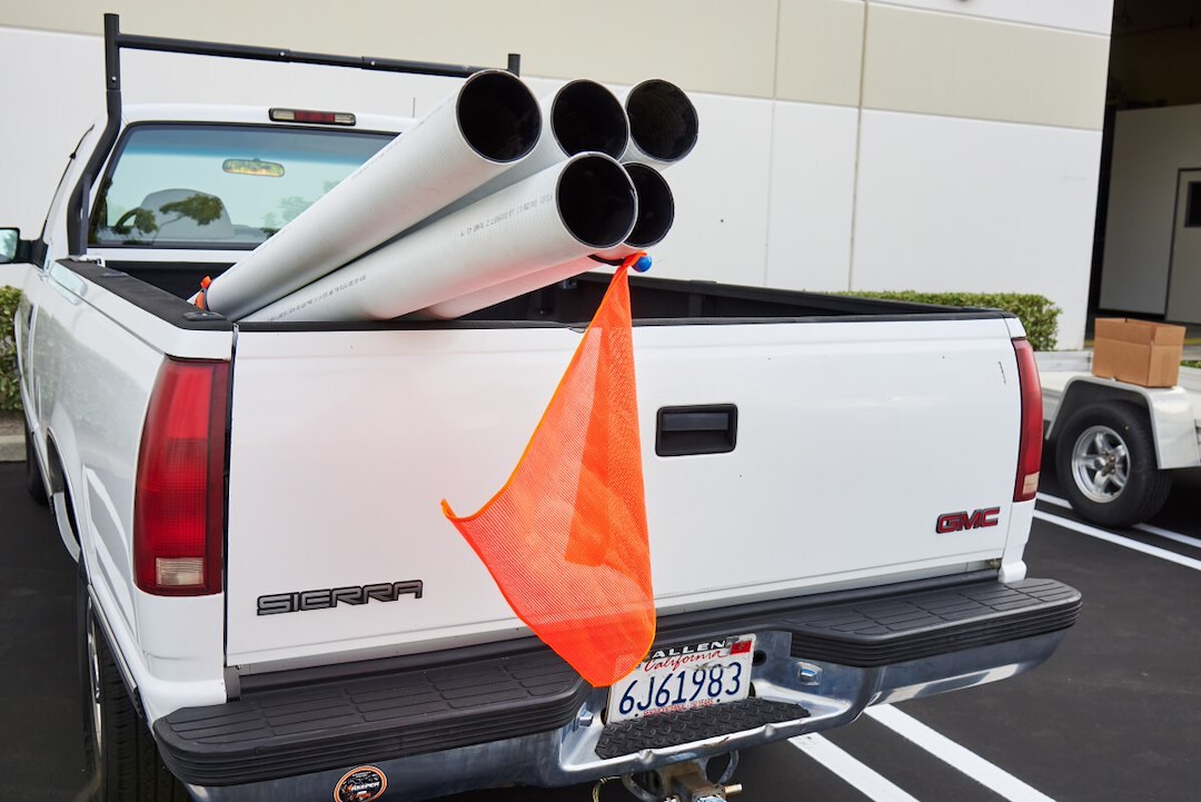 Hampton Prod Flag, Safety Flag, 18 Inch Length X 18 Inch Height, Double Vinyl Coated Bright Safety Orange Mesh with Cloth Edging, Single – 04902