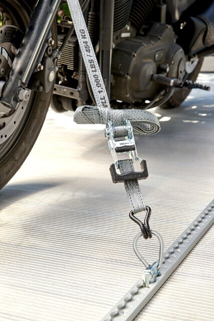Hampton Prod Tie Down Strap, 1 Inch Width X 12 Foot Length, 1000 Pounds Capacity, 3000 Pounds Break Strength, Open Molded Ratchet – 05510