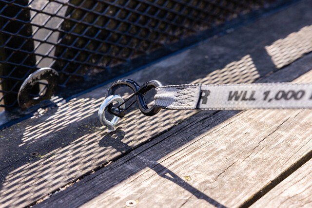 Hampton Prod Tie Down Strap, Kwikfeed, Cargo Tie Down, 16 Foot Length X 1-1/4 Inch Width, 1000 Pound Load Capacity, 3000 Pound Break Strength – 43571