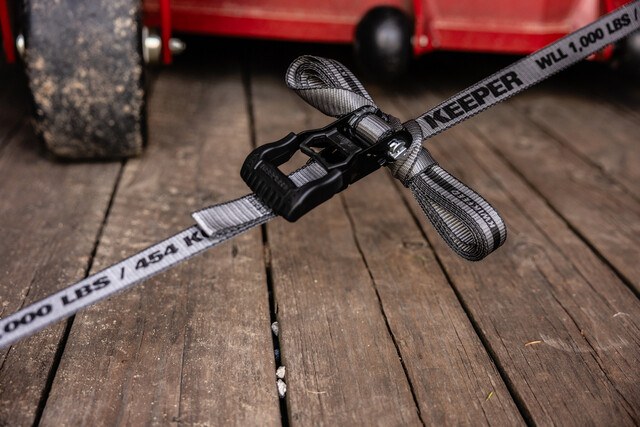 Hampton Prod Tie Down Strap, Kwikfeed, Cargo Tie Down, 16 Foot Length X 1-1/4 Inch Width, 1000 Pound Load Capacity, 3000 Pound Break Strength – 43571