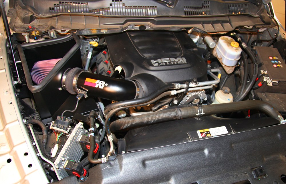 K&N Filters Cold Air Intake, 77 Series ™, Textured Black Aluminum Tube, Red Filter, With Heat Shield – 77-1568KTK