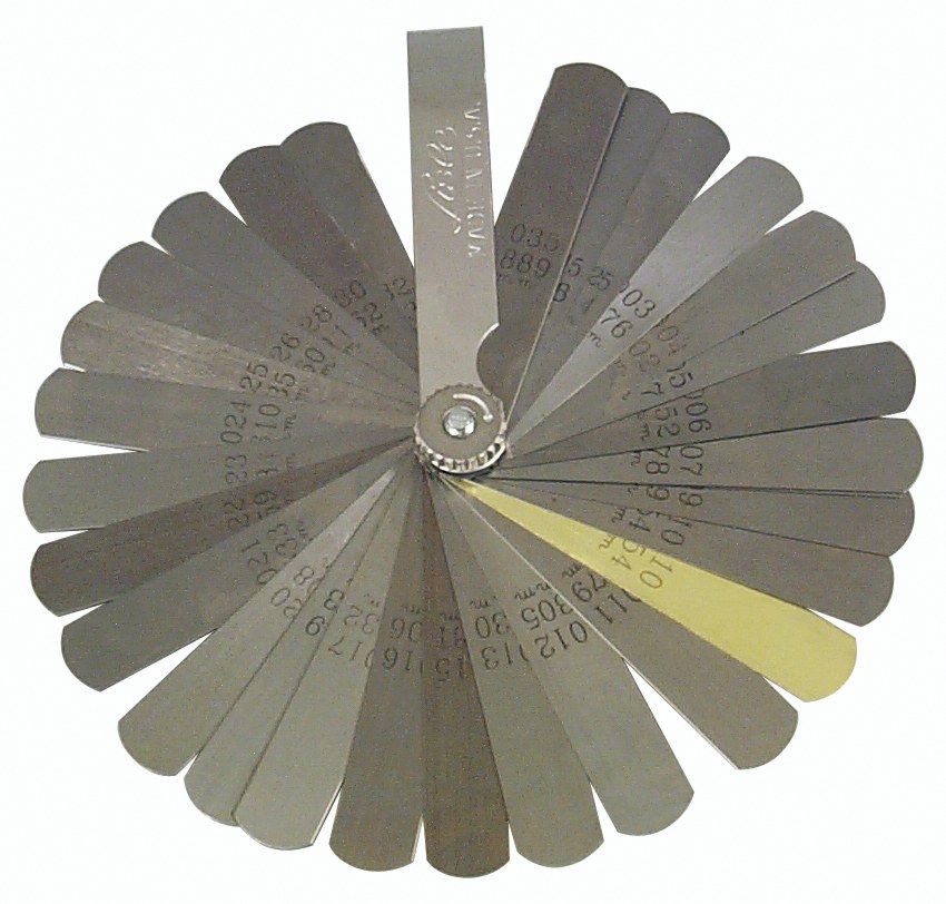 Lisle Feeler Gauge, 31 Blades from 0.0015 Inch to 0.035 Inch, 3-1/2 Inch Length X 1/2 Inch Width, Steel, 1 Brass Blade 0.010 Inch – 68100