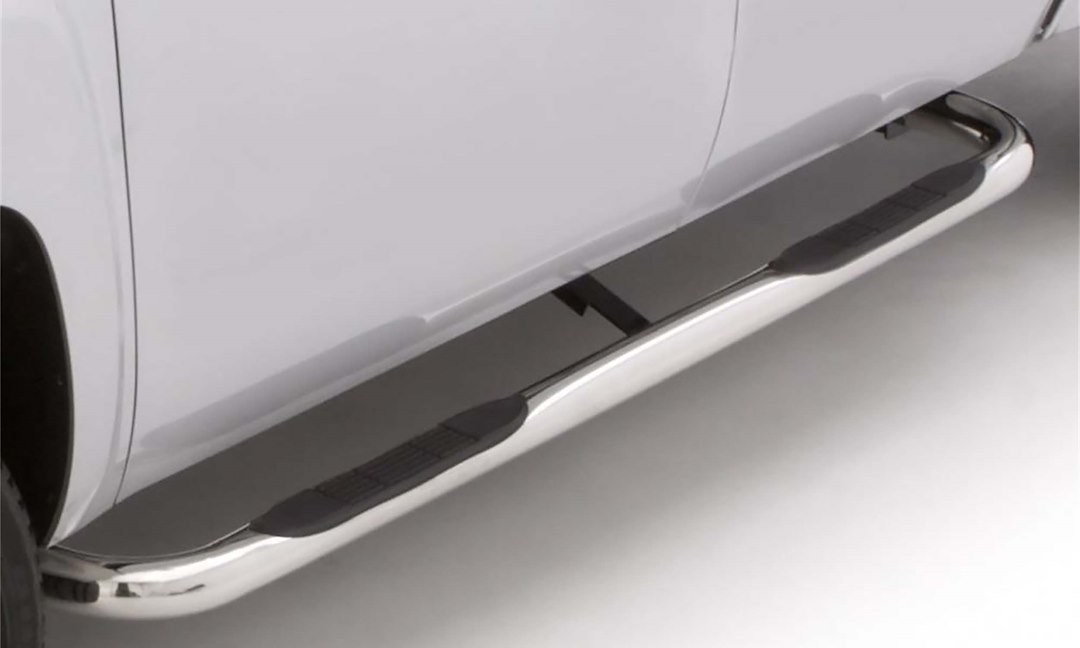 Lund International Nerf Bar, With Step Pads, 3 Inch Round Bent, Polished, Stainless Steel, Rocker Panel Mount – 22687915
