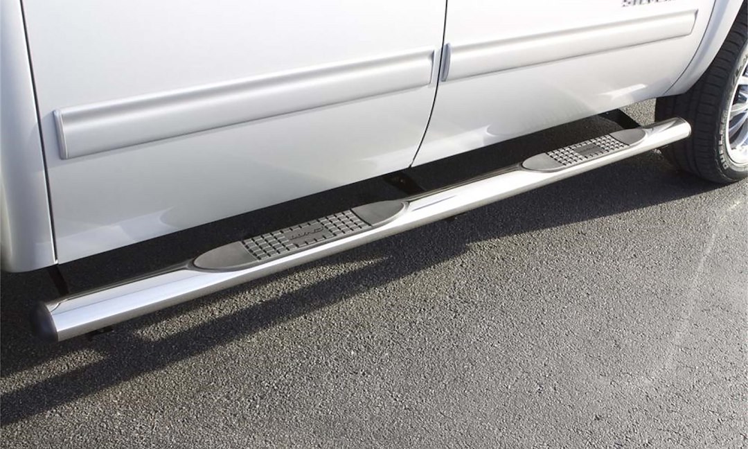Lund International Nerf Bar, With Step Pads, 4 Inch Oval Straight, Polished, Stainless Steel, Rocker Panel Mount – 23589173