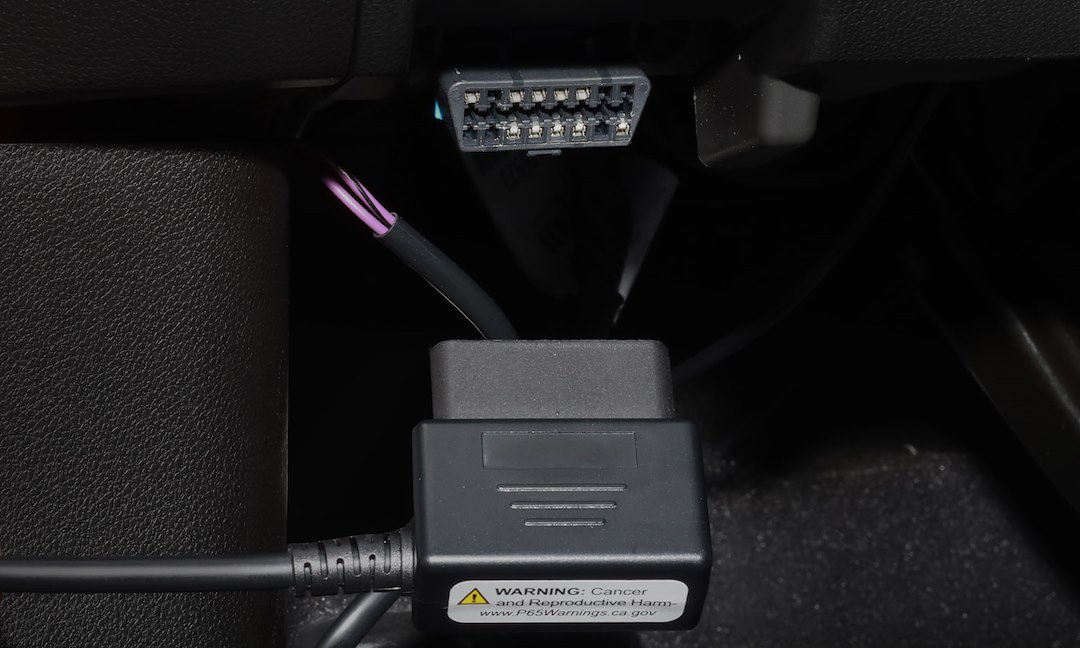 Lund International Puddle Light, Nightfx Guide Lights, Mount Anywhere with 3M Tape, Plug-N-Play Into Obd Port, 15 Lumens Per Light – 54300