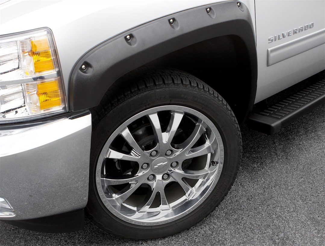 Lund International Fender Flare, Rx-Rivet Style ™, 2-1/2 Inch Tire Coverage, Smooth Black, Tri-Flex ™ ABS Thermoplastic – RX135S