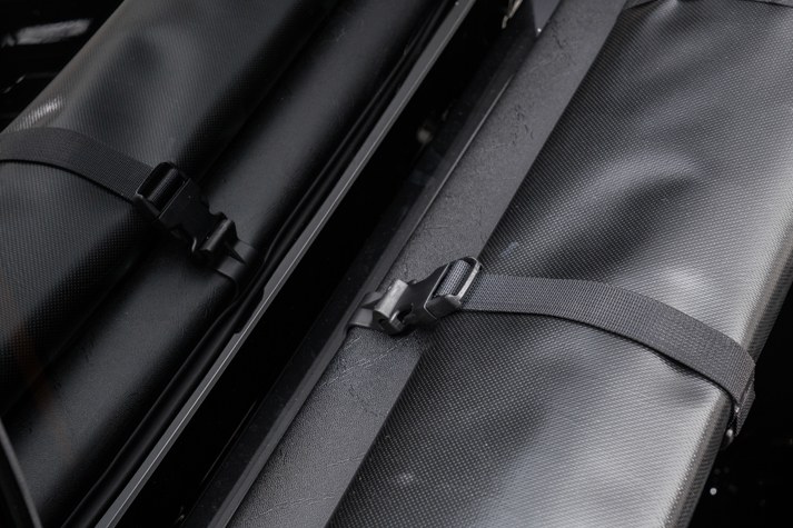Leer Tonneau Cover, Velocity, Roll-Up Hook and Loop, Non-Lockable, Black, Vinyl – 29050249