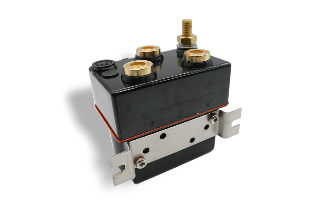 Lewmar Windlass Solenoid, Dual Direction Windlass Control, 12 Volt, Fits Sprint 1500 – 0052507