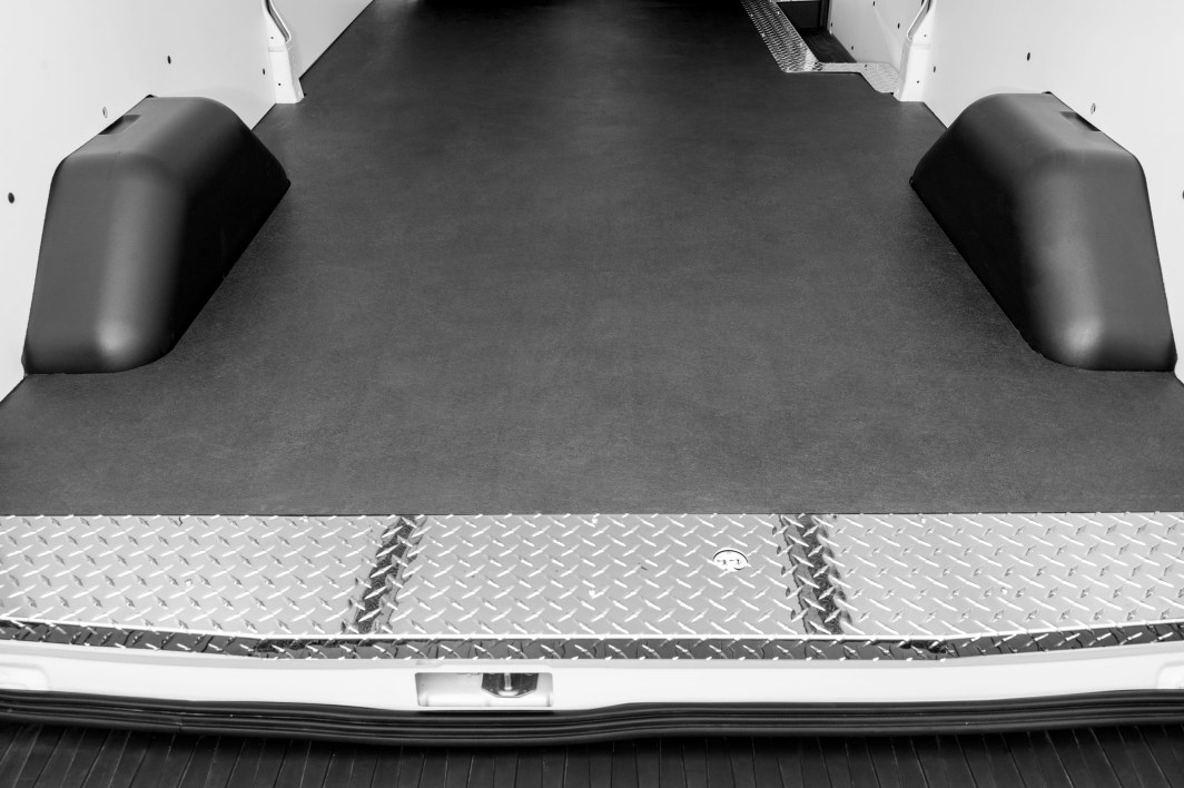 Legend Fleet Solutions Door Sill Protector, Diamond Plate, Polished, Aluminum, Sill Set – 709-151-1010