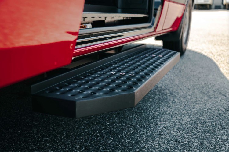 Legend Fleet Solutions Truck Step, Fixstep, Side Mount, Single, Flat Treaded Step, 63 Pound Capacity, Fixed, Stationary, E-Coating – RA0214-JL1.SS