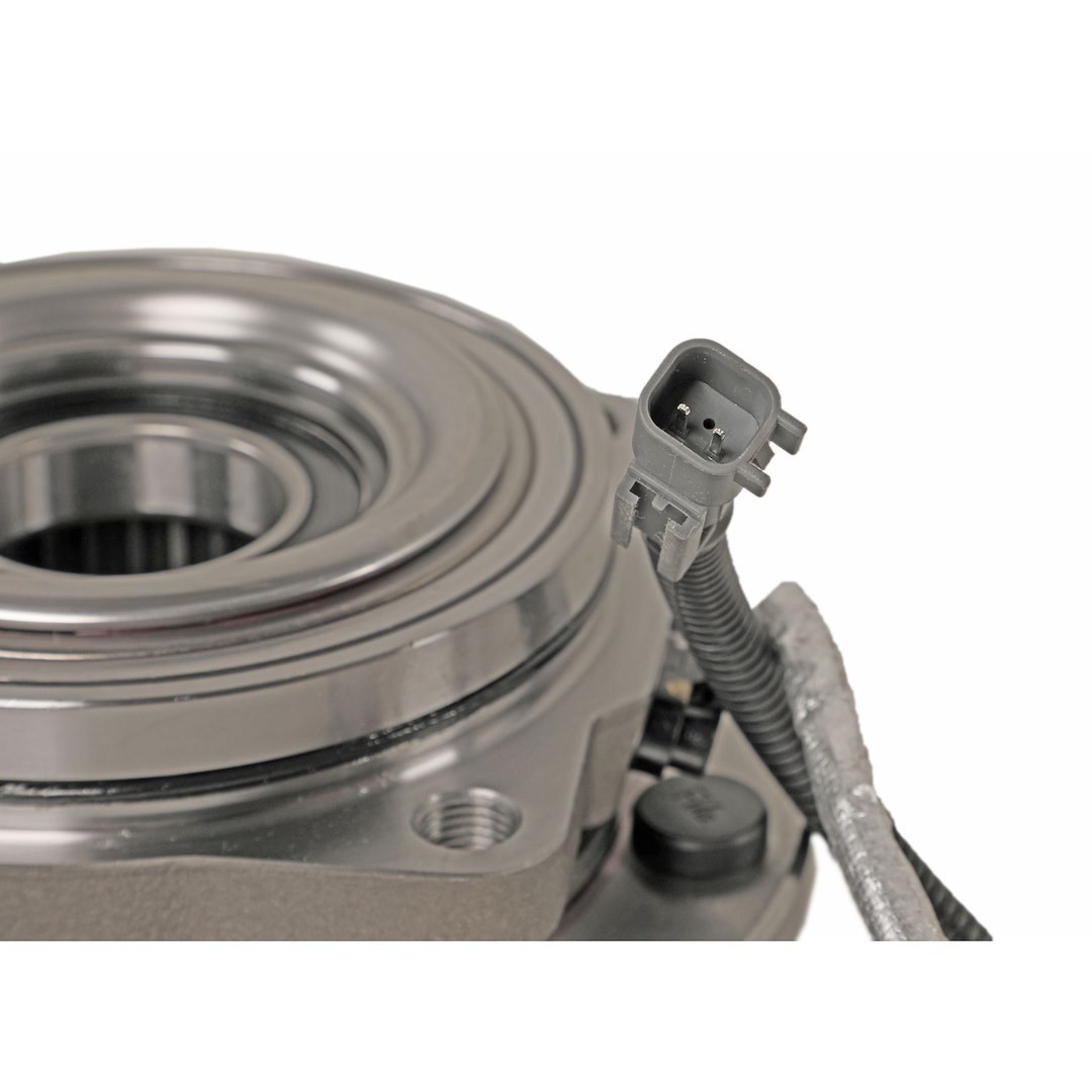 Moog Wheel Bearing and Hub Assembly, OE-Replacement – 515183
