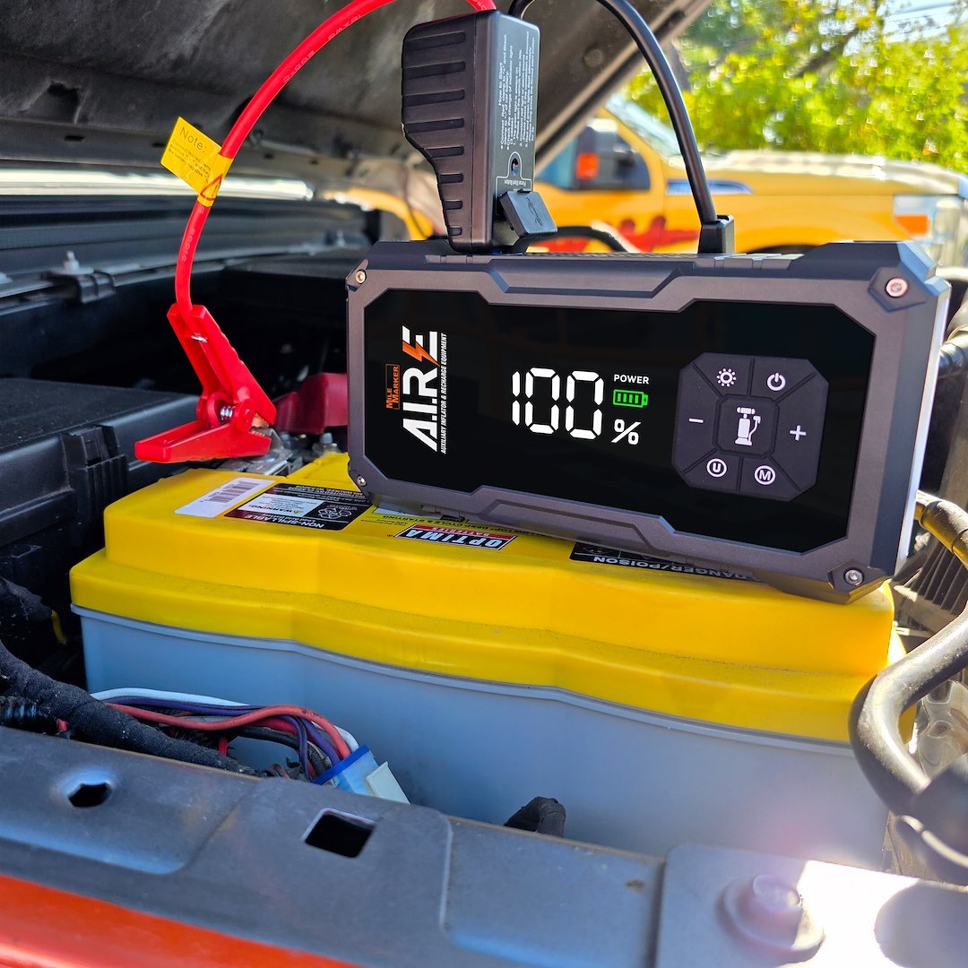 Milemarker Battery Jump Starter, Aire, Provide Auxiliary Power to Start a Vehicles/ Power Electronics and Charging Mobile Devices – 32014