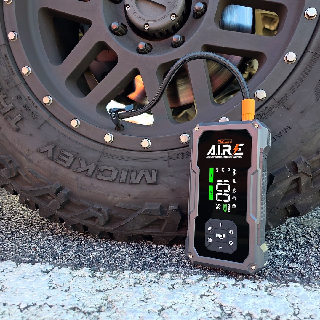 Milemarker Battery Jump Starter, Aire, Provide Auxiliary Power to Start a Vehicles/ Power Electronics and Charging Mobile Devices – 32014