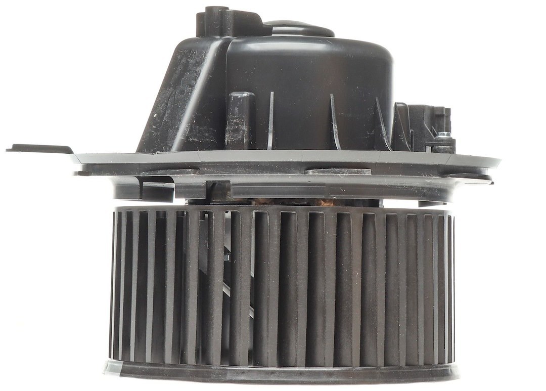 Clevite 77 Heater Fan Motor, Behr®, With Integrated Regulator, With Cage – AB 149 000P